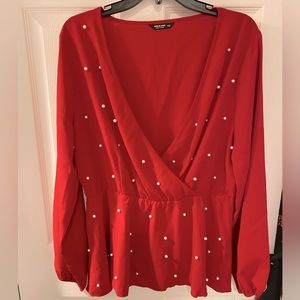 Pearl accent peplum top!